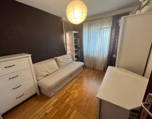 Appartement 4 chambres à vendre dans Cluj-napoca, zone Zorilor