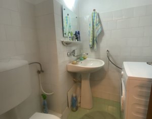 Appartement 3 chambres à vendre dans Cluj-napoca, zone Marasti