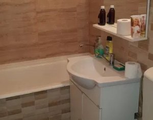 Apartament 2 camere, 60 mp total, decomandat, etaj 2, zona Royal, Gheorgheni