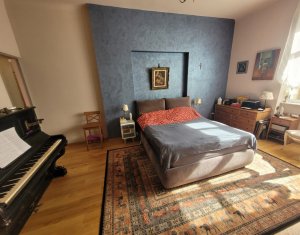 Apartment 4 rooms for sale in Cluj-napoca, zone Centru