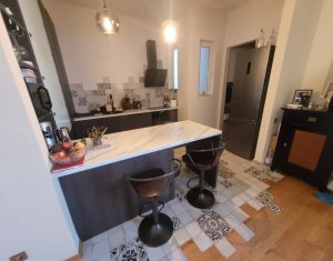 Apartment 4 rooms for sale in Cluj-napoca, zone Centru