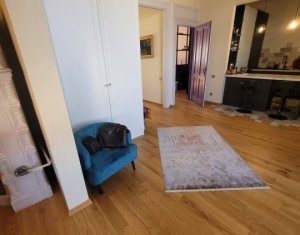 Appartement 4 chambres à vendre dans Cluj-napoca, zone Centru