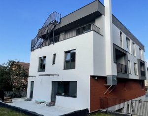 Appartement 4 chambres à vendre dans Cluj-napoca, zone Zorilor