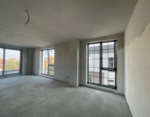 Appartement 4 chambres à vendre dans Cluj-napoca, zone Zorilor