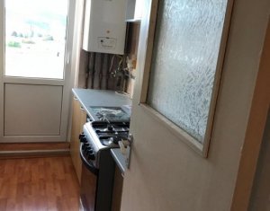 Apartament 2 camere, 50 mp, balcon, decomandat, lift, strada Primaverii