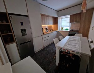 Apartament 3 camere decomandate, zona Piata Marasti