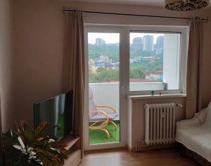 Apartament cu 2 camere, decomandat, zona BIG