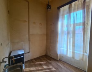 Apartament cu o camera, 42 mp utili, centru, zona strazii Horea