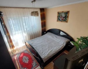 Apartment 3 rooms for sale in Cluj-napoca, zone Intre Lacuri