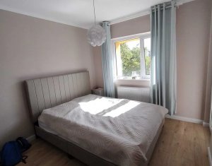 Apartament 4 camere, decomandat, Zorilor, zona UMF