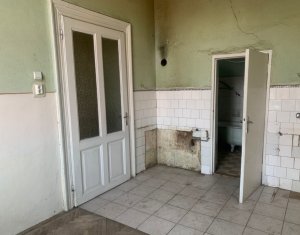 Apartament 2 camere, 70 mp utili, pe malul Somesului, zona centrala