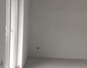 Apartament cu CF, etaj intermediar, zona Sub Cetate, Floresti