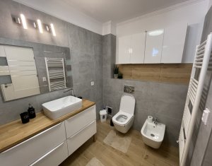 Apartament 3 camere, situat in Floresti, zona Tineretului