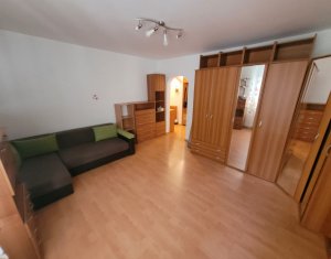 Apartament 3 camere, decomandat, 65 mp utili, finisat, boxa 12 mp, Manastur 