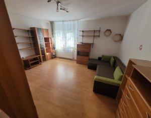 Apartament 3 camere, decomandat, 65 mp utili, finisat, boxa 12 mp, Manastur 