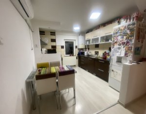 Apartament 3 camere, decomandat, in Manastur, zona Parcul Primaverii