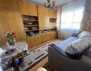 Appartement 4 chambres à vendre dans Cluj-napoca, zone Manastur