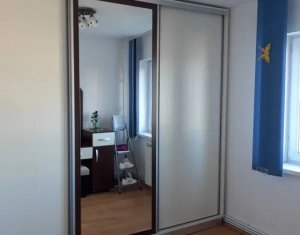 Vanzare apartament 4 camere decomandat, Manastur, zona scolii Octavian Goga