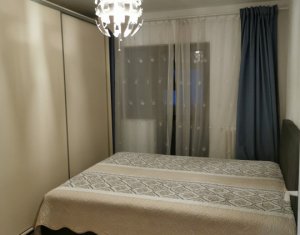 Apartament cu 3 camere, decomandat, Intre Lacuri