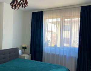 Appartement 3 chambres à vendre dans Floresti, zone Centru
