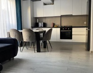 Apartament cu 2 camere, parcare subterana, la 10 minute de centru