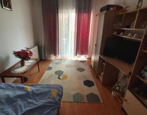 Apartment 2 rooms for sale in Floresti