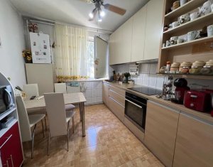 Vanzare apartament 3 camere, Gheorgheni, finisat, zona Mercur