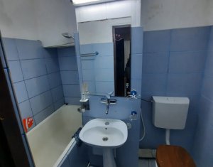 Vanzare apartament cu 2 camere, in Manastur/ Baza sportiva Unirea