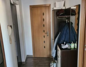 Apartament 2 camere decomandate, balcon, zona OMV, Marasti