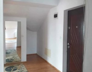 Apartament 3 camere la mansarda, Someseni, 112.5 mp