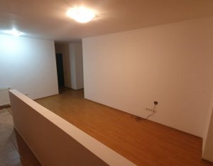 Appartement 3 chambres à vendre dans Floresti