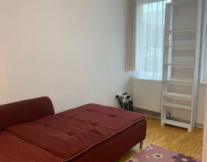 Apartament in vila, 3 camere, 60 mp utili, zona Campului