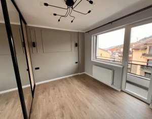 Appartement 3 chambres à vendre dans Floresti