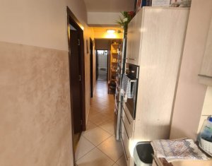 Apartament cu 3 camere, 61 mp utili, Baciu, Exterior Sud