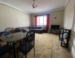Vanzare apartament 3 camere in Cluj-napoca, zona Centru