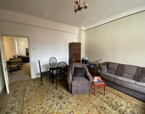 Apartament cu 3 camere, ultracentral, Piata Muzeului