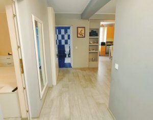 Apartament 3 camere+2 balcoane+2 locuri de parcare