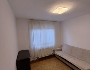 Apartament cu 3 camere, decomandat, Gheorgheni