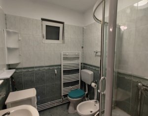 Apartament cu 3 camere, decomandat, Gheorgheni