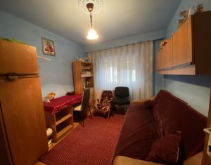 Appartement 3 chambres à vendre dans Cluj-napoca, zone Manastur