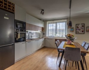  Apartament cu 3 camere, 77,2 mp, zona Iris/Chinteni, ultrafinisat