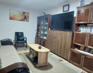 Apartament 3 camere, decomandat, 2 bai, 67 mp utili, Dambul Rotund