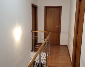 Appartement 4 chambres à vendre dans Cluj-napoca, zone Zorilor