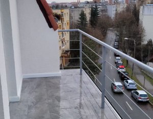 Appartement 4 chambres à vendre dans Cluj-napoca, zone Zorilor