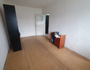 Apartament cu o camera, 27+9 mp balcon, zona Farmec