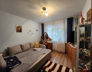 Apartment 3 rooms for sale in Cluj-napoca, zone Manastur