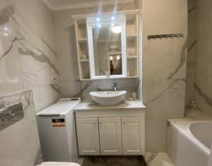 Apartament de lux, 3 camere, mobilat si utilat, Centru