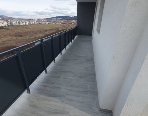 Apartament cu doua camere, finisat modern, terasa 26 mp, Sesul de Sus