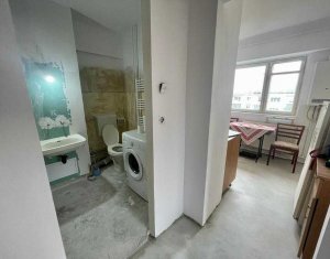 Apartment 2 rooms for sale in Cluj-napoca, zone Intre Lacuri