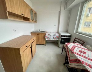 Appartement 2 chambres à vendre dans Cluj-napoca, zone Intre Lacuri